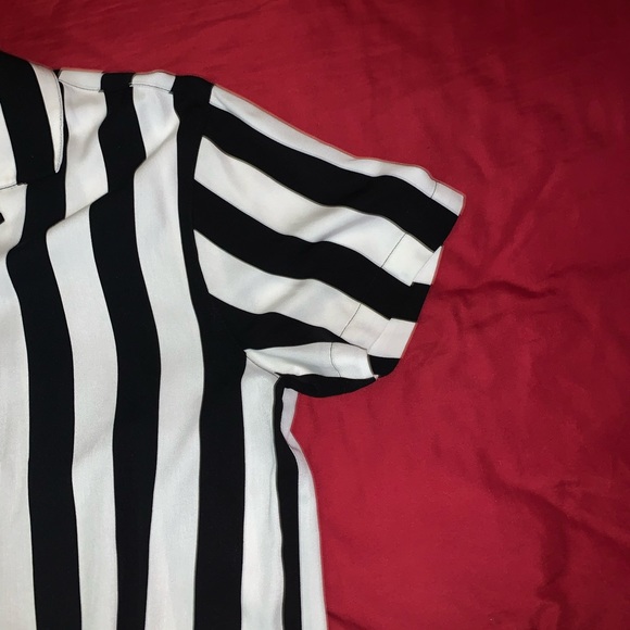 Men Strip button down - Picture 2 of 4